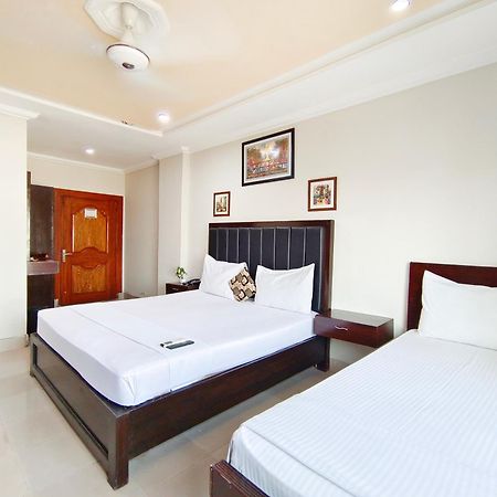 Hotel Crown Inn Multan Exterior foto