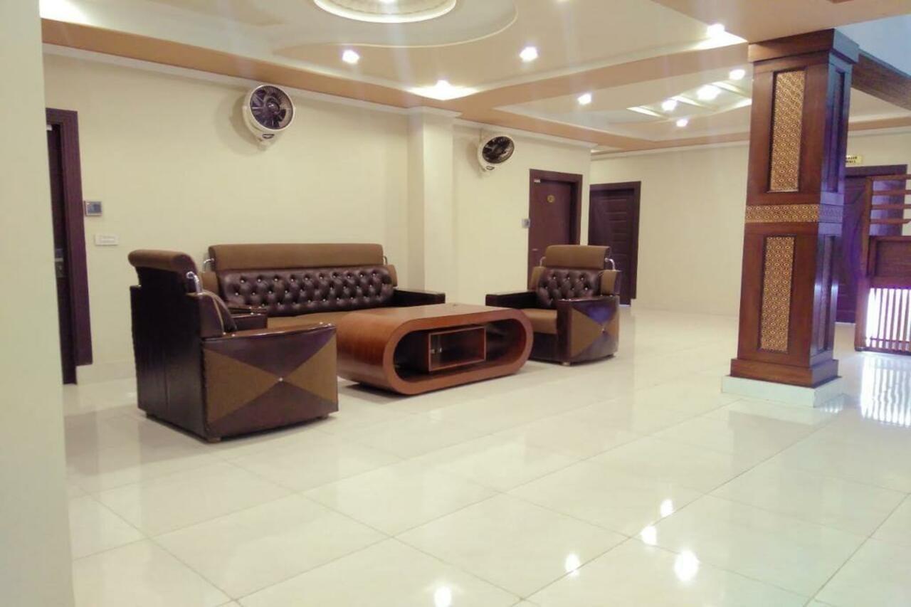 Hotel Crown Inn Multan Exterior foto