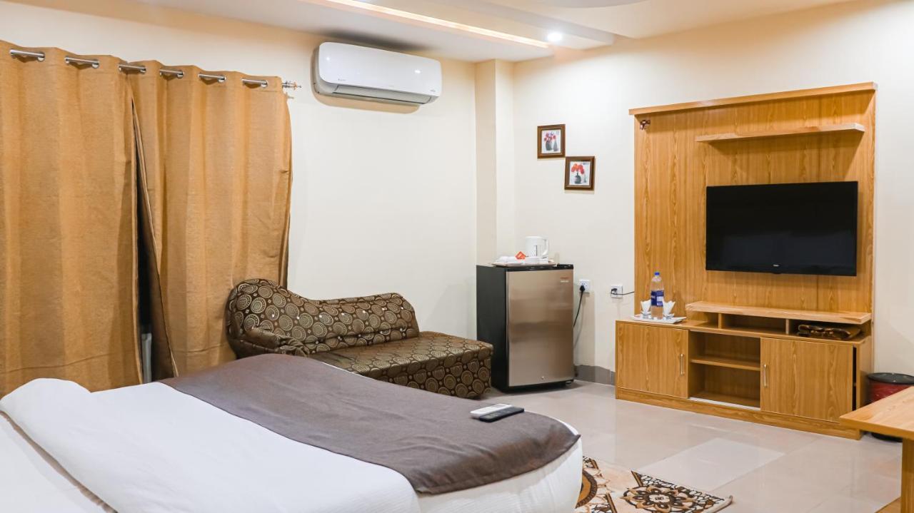 Hotel Crown Inn Multan Exterior foto