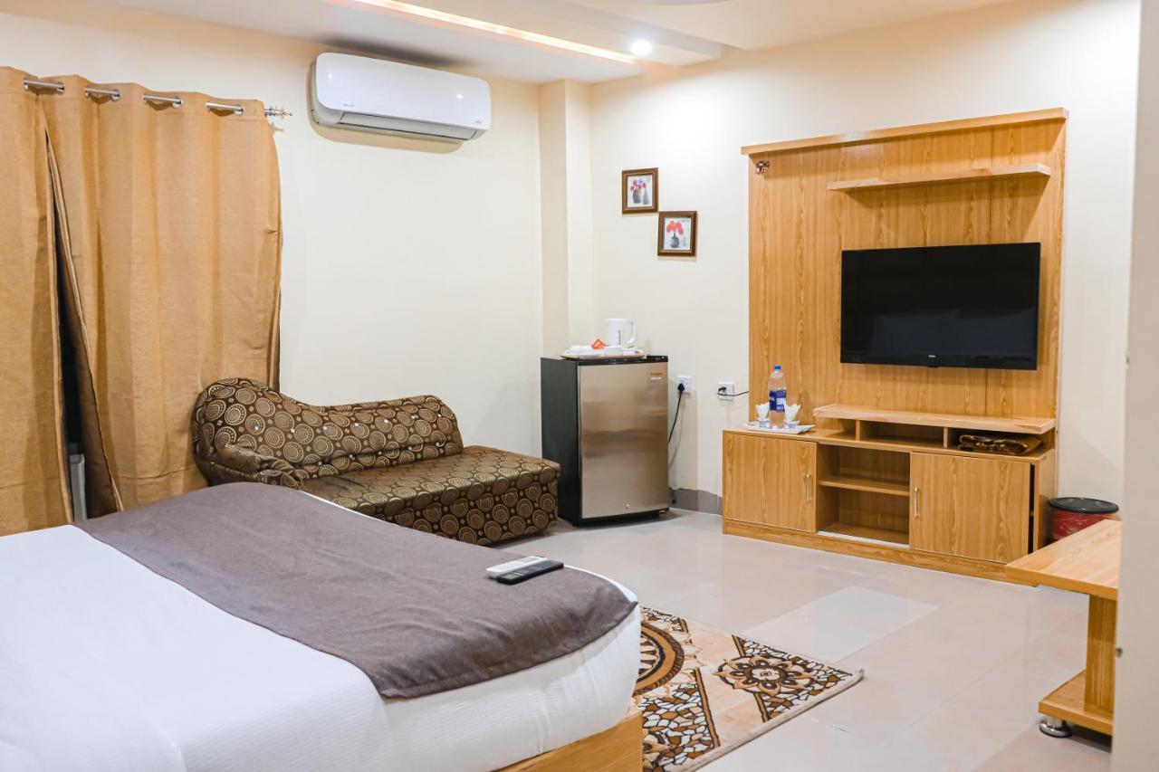 Hotel Crown Inn Multan Exterior foto