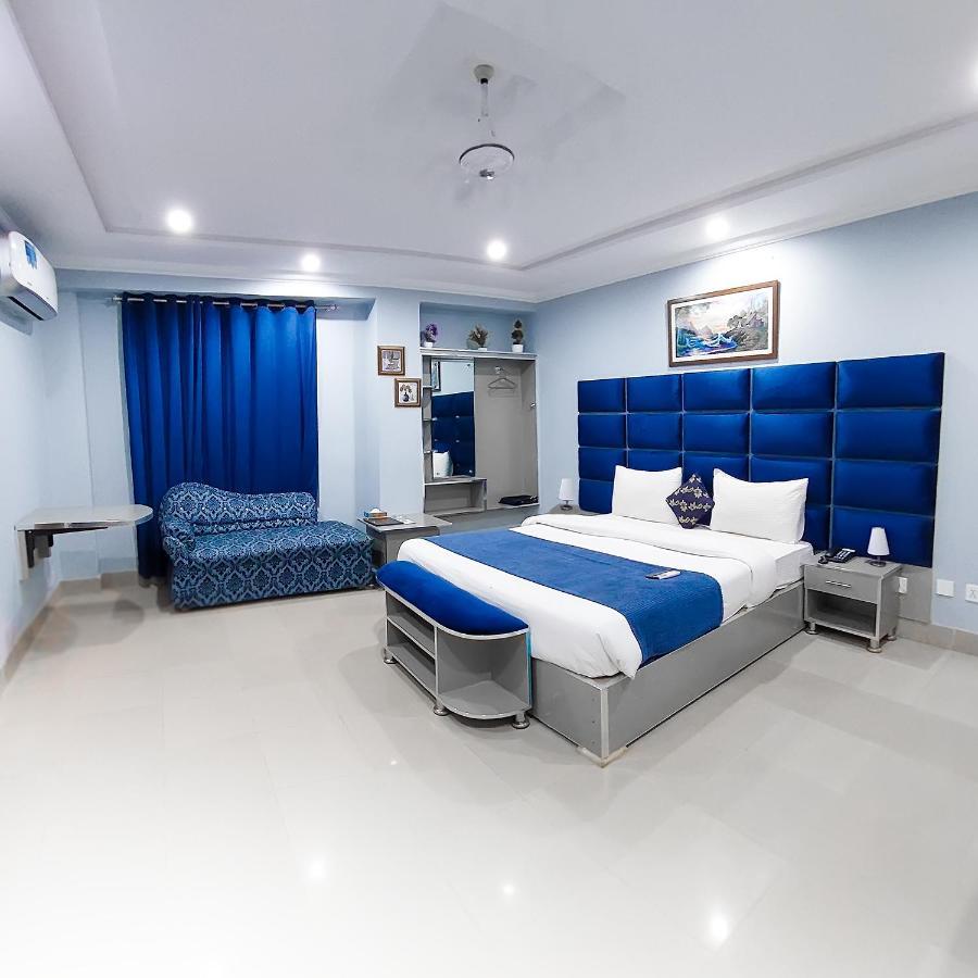Hotel Crown Inn Multan Exterior foto