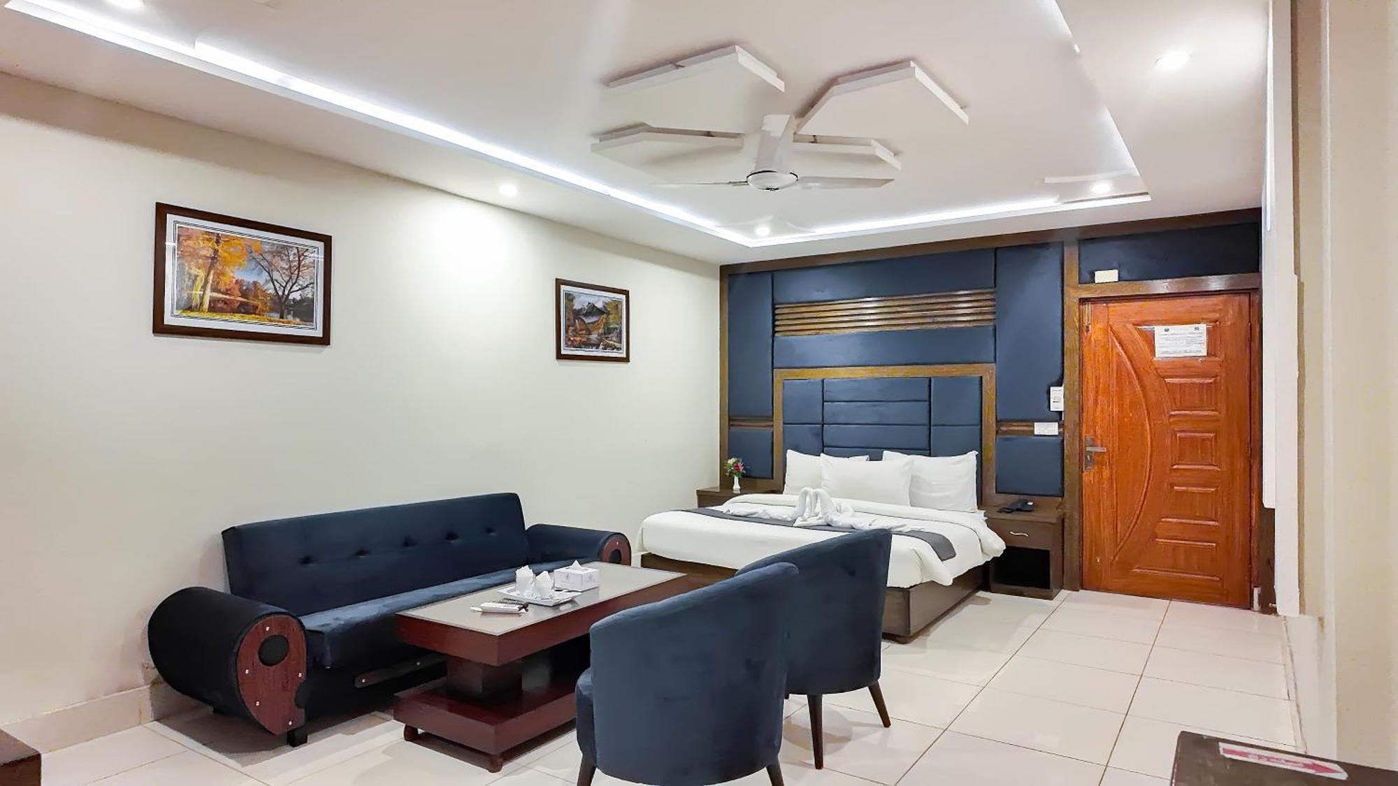 Hotel Crown Inn Multan Exterior foto
