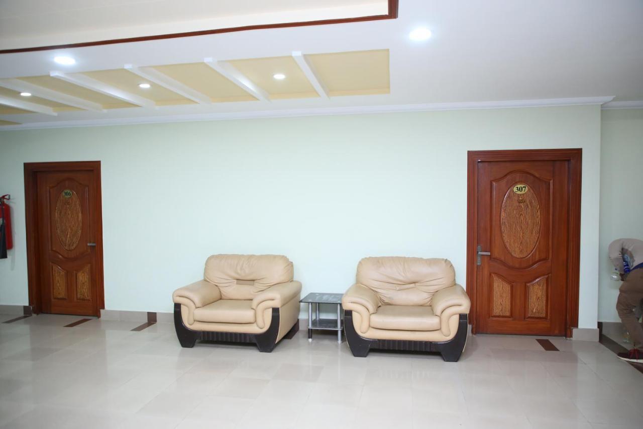 Hotel Crown Inn Multan Exterior foto